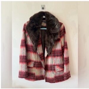 Kenneth Cole Tan & Red Plaid Fur Collar Coat Size Medium